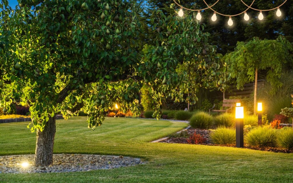 Illuminazione giardino: come creare atmosfera, sicurezza e funzionalità