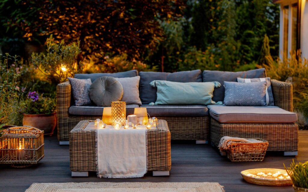 Terrazzo in autunno: arredare con stile e comfort